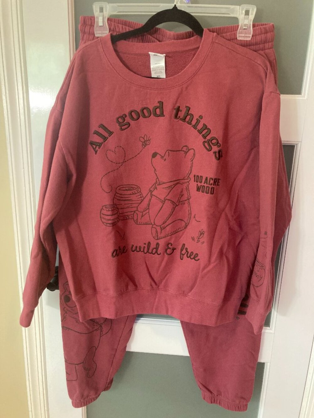 Disney Winnie the Pooh 'All Good Things' Graphic Sweatsuit - XXL - Top and Pants